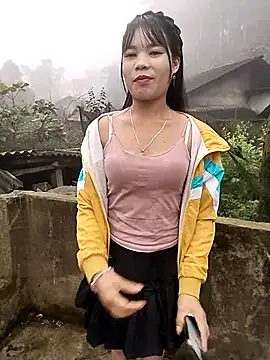 gugu0022 online show from 02/18/26, 01:34