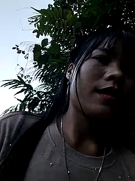gugu0022 online show from 05/25/26, 11:44