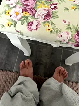 Snapshot of Lancer350 chatting on 11/27/25, 10:39 Lancer350 online show from 11/27/25, 10:39