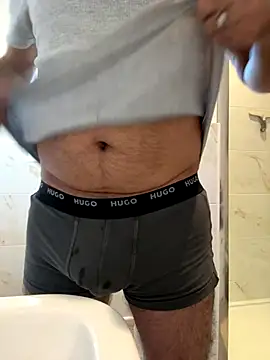 Snapshot of Lancer350 chatting on 12/02/25, 09:58 Lancer350 online show from 12/02/25, 09:58