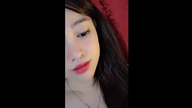 Snapshot of MiCandy-Lovee chatting on 02/23/26, 06:33 MiCandy-Lovee online show from 02/23/26, 06:33