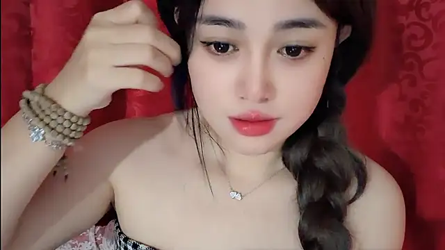 Snapshot of MiCandy-Lovee chatting on 03/22/26, 03:15 MiCandy-Lovee online show from 03/22/26, 03:15