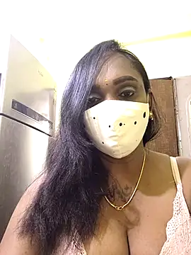 Snapshot of Dharshini98 chatting on 02/03/26, 05:29 Dharshini98 online show from 02/03/26, 05:29