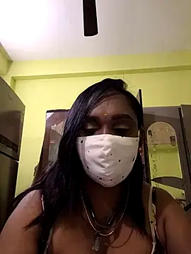 Snapshot of Dharshini98 chatting on 02/04/26, 11:05 Dharshini98 online show from 02/04/26, 11:05