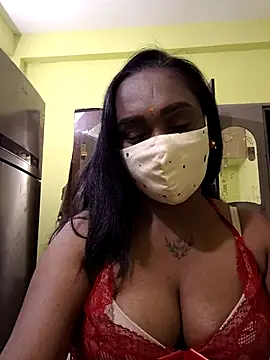 Snapshot of Dharshini98 chatting on 02/11/26, 03:33 Dharshini98 online show from 02/11/26, 03:33