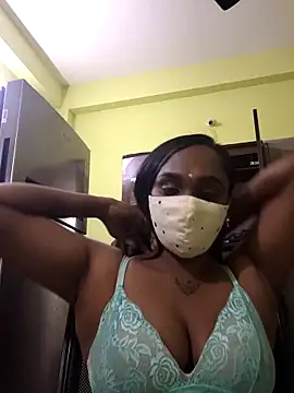 Snapshot of Dharshini98 chatting on 02/11/26, 09:09 Dharshini98 online show from 02/11/26, 09:09