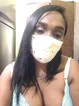 Snapshot of Dharshini98 chatting on 02/27/26, 12:10 Dharshini98 online show from 02/27/26, 12:10