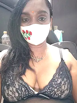 Snapshot of Dharshini98 chatting on 03/22/26, 11:35 Dharshini98 online show from 03/22/26, 11:35