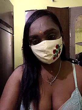 Snapshot of Dharshini98 chatting on 03/24/26, 10:04 Dharshini98 online show from 03/24/26, 10:04