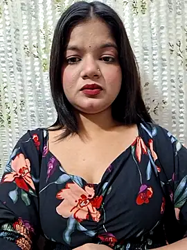 Snapshot of DIMPLE-GIRL88 chatting on 04/13/26, 05:57 DIMPLE-GIRL88 online show from 04/13/26, 05:57