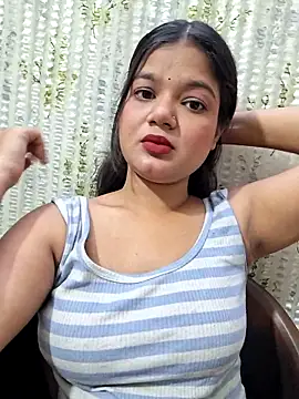 Snapshot of DIMPLE-GIRL88 chatting on 04/13/26, 08:36 DIMPLE-GIRL88 online show from 04/13/26, 08:36