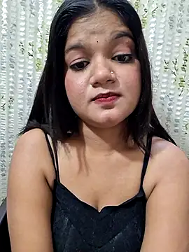 Snapshot of DIMPLE-GIRL88 chatting on 04/15/26, 07:58 DIMPLE-GIRL88 online show from 04/15/26, 07:58