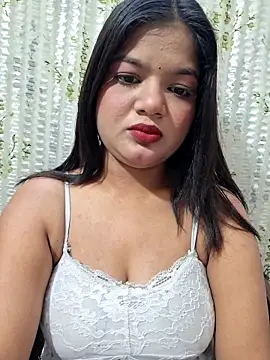 Snapshot of DIMPLE-GIRL88 chatting on 04/16/26, 03:13 DIMPLE-GIRL88 online show from 04/16/26, 03:13