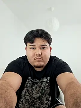 Snapshot of latina_w19 chatting on 11/24/25, 10:26 latina w19 online show from 11/24/25, 10:26