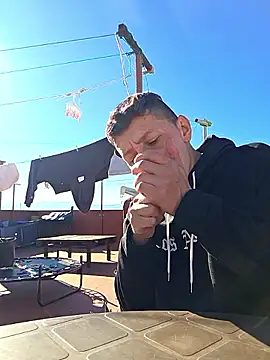 7milo online show from 01/11/26, 02:22