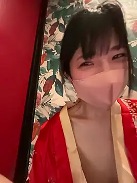 Snapshot of mayumichan13 chatting on 04/12/26, 09:36 mayumichan13 online show from 04/12/26, 09:36