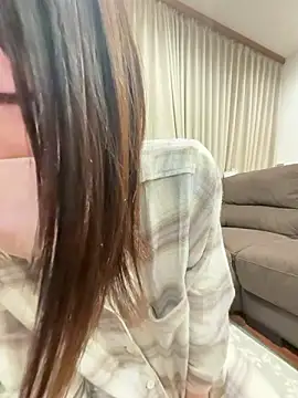 Snapshot of mayumichan13 chatting on 04/19/26, 08:33 mayumichan13 online show from 04/19/26, 08:33