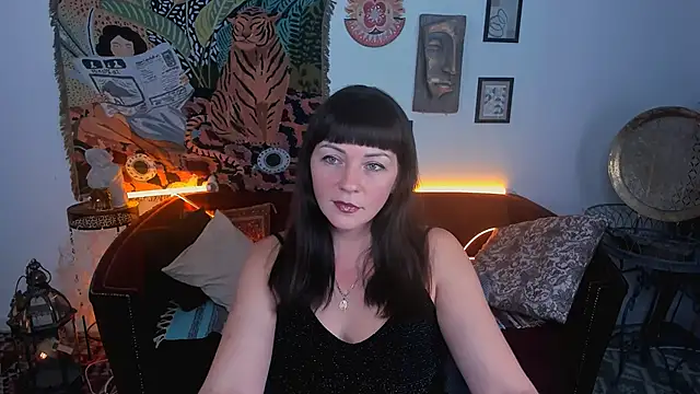 RosaliReed online show from 11/14/25, 10:58