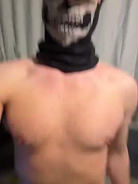 Snapshot of bigfatbro9 chatting on 03/29/26, 06:52 bigfatbro9 online show from 03/29/26, 06:52