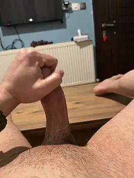 Snapshot of bigfatbro9 chatting on 04/05/26, 12:52 bigfatbro9 online show from 04/05/26, 12:52