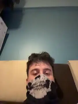 Snapshot of bigfatbro9 chatting on 04/19/26, 06:10 bigfatbro9 online show from 04/19/26, 06:10