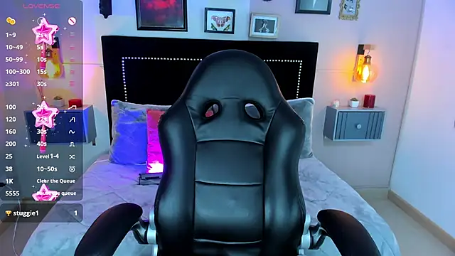 Snapshot of conny_tanakaa chatting on 11/21/25, 02:49 conny tanakaa online show from 11/21/25, 02:49