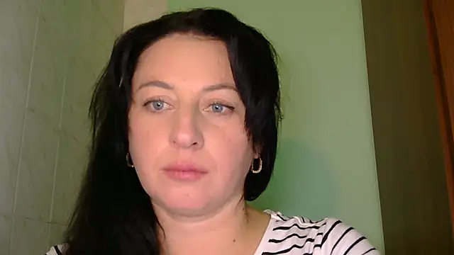 MelinaAx online show from 12/16/25, 10:15