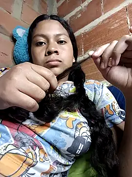 Snapshot of Sweet_Milk03 chatting on 11/23/25, 06:35 Sweet Milk03 online show from 11/23/25, 06:35