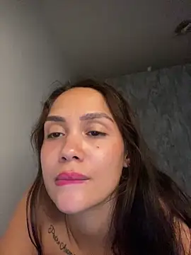 carolsapequinha online show from 04/03/26, 07:23