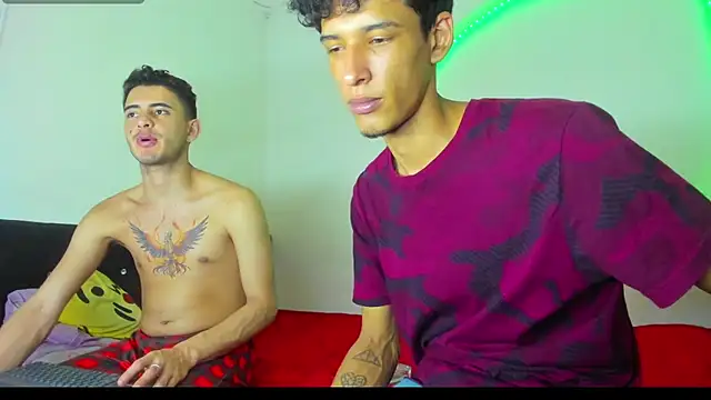 kaiborman00 online show from 12/15/25, 03:11