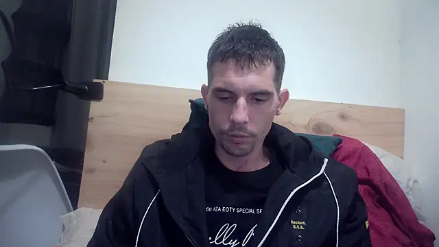 Snapshot of soijose69 chatting on 11/13/25, 09:58 soijose69 online show from 11/13/25, 09:58