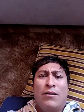 Snapshot of t1ag0-lindo chatting on 11/14/25, 03:33 t1ag0-lindo online show from 11/14/25, 03:33