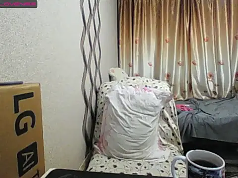 JenniDeep online show from 11/28/25, 04:09