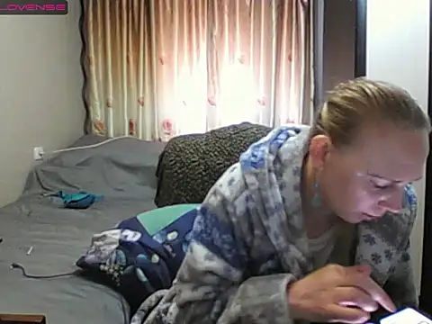 Snapshot of JenniDeep chatting on 05/11/26, 05:35 JenniDeep online show from 05/11/26, 05:35