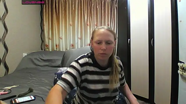 Snapshot of JenniDeep chatting on 05/31/26, 05:53 JenniDeep online show from 05/31/26, 05:53