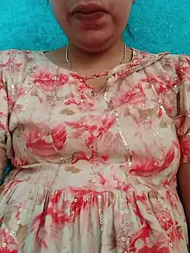 isha sharma2002 online show from 11/25/25, 10:26