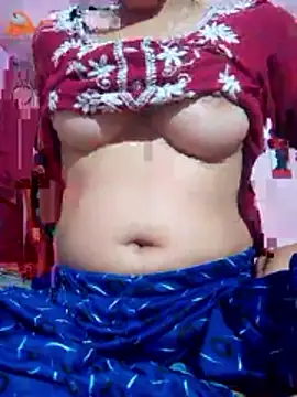 Snapshot of isha_sharma2002 chatting on 04/20/26, 03:48 isha sharma2002 online show from 04/20/26, 03:48