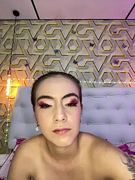 Snapshot of MelanyyJhonson15 chatting on 04/18/26, 02:59 MelanyyJhonson15 online show from 04/18/26, 02:59