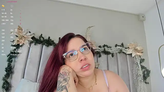 AnnaNoval 10 online show from 12/01/25, 12:32