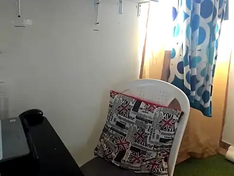 caroline 47 online show from 01/12/26, 07:19