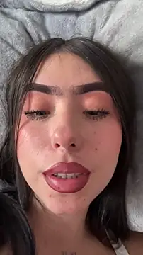 Sammydoll1 online show from 12/19/25, 09:00