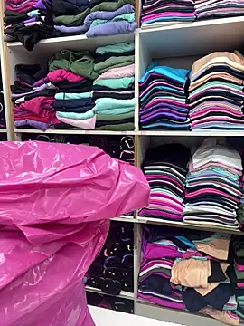 Monahliza online show from 12/01/25, 03:28