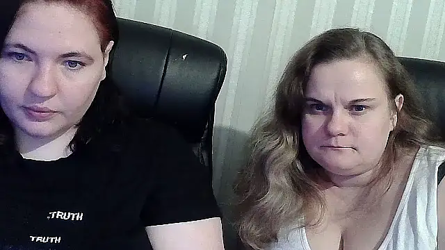 HollyXXEva online show from 11/26/25, 02:07