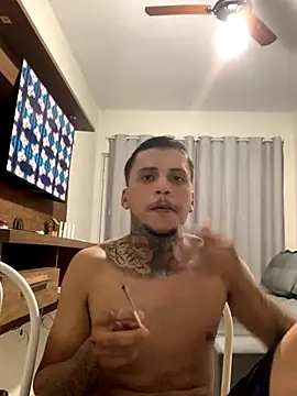 Ryanzl017 online show from 11/18/25, 09:52