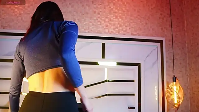 nix wolf online show from 02/02/26, 03:16