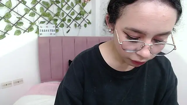 amaris ferrer online show from 01/06/26, 03:43