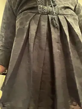 Snapshot of PUSYANSHI chatting on 11/13/25, 04:11 PUSYANSHI online show from 11/13/25, 04:11