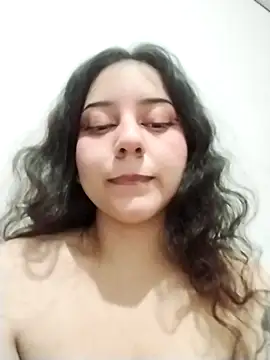 chibi love online show from 11/17/25, 05:24