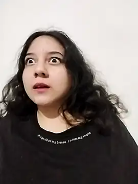 Snapshot of chibi_love chatting on 01/17/26, 02:38 chibi love online show from 01/17/26, 02:38