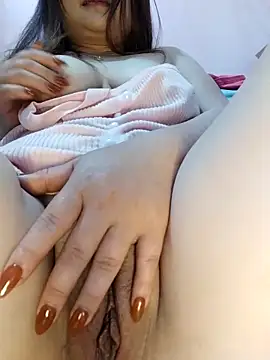 Snapshot of MysaLy2k chatting on 03/25/26, 01:22 MysaLy2k online show from 03/25/26, 01:22